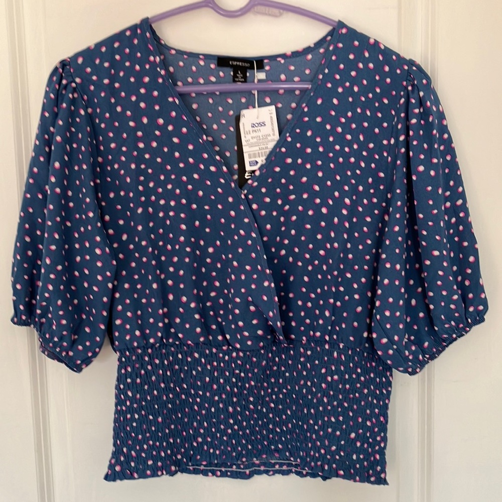 🎉3/$15 NWT Espresso Short Puff Sleeve Blouse Sz Lg